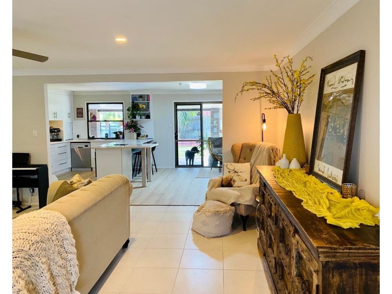 3 Wilson Court, Eimeo QLD 4740