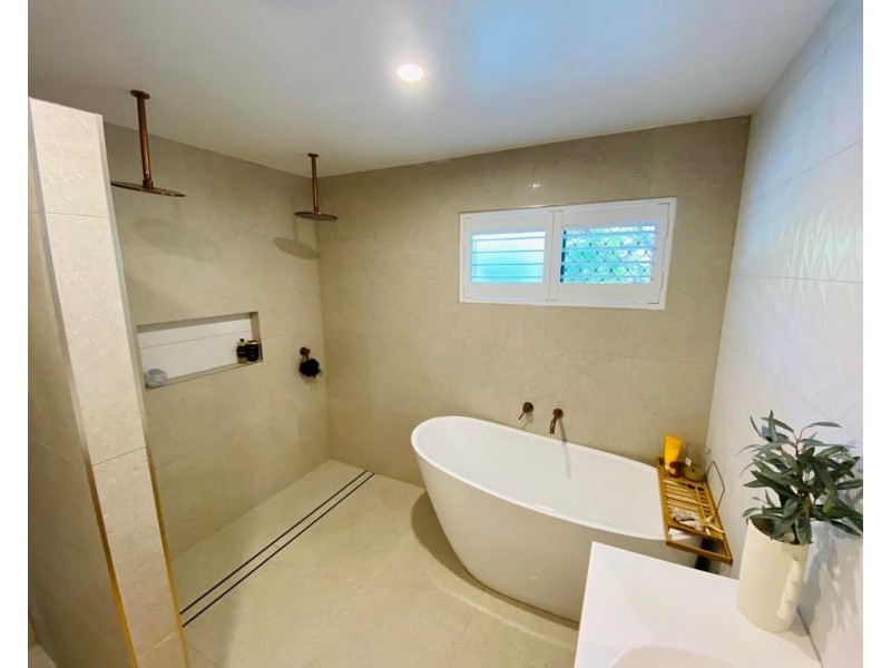 3 Wilson Court, Eimeo QLD 4740