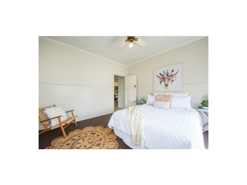 6 Atkinson Street, East Mackay QLD 4740