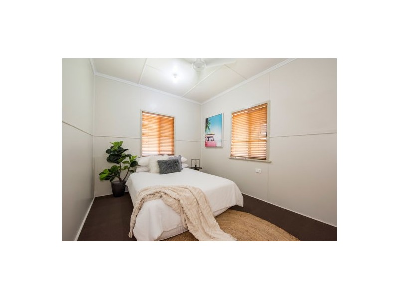 6 Atkinson Street, East Mackay QLD 4740