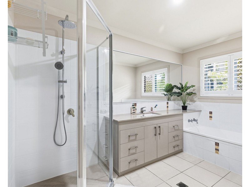 6 Sturt Crescent, Erakala QLD 4740