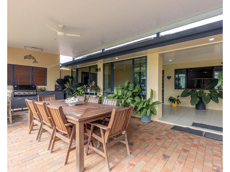 6 Sturt Crescent, Erakala QLD 4740