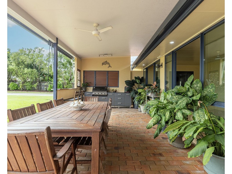 6 Sturt Crescent, Erakala QLD 4740