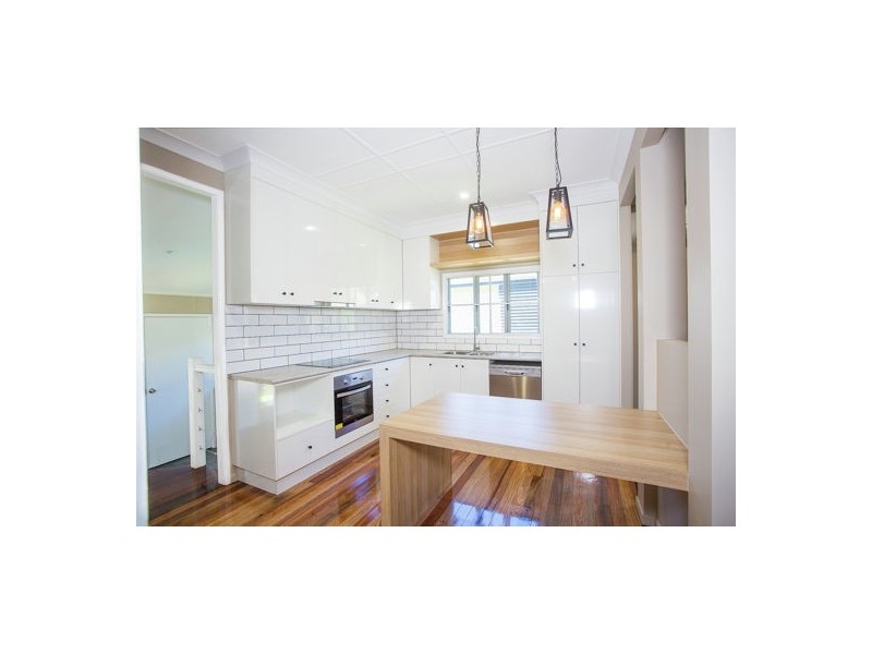 8 Adrian Street, West Mackay QLD 4740