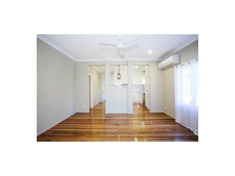 8 Adrian Street, West Mackay QLD 4740