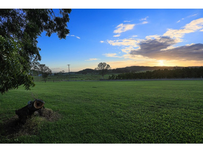 2 Cabassis Road, Balnagowan QLD 4740