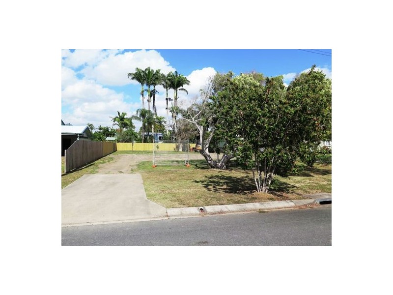 25 Johnson Street, West Mackay QLD 4740