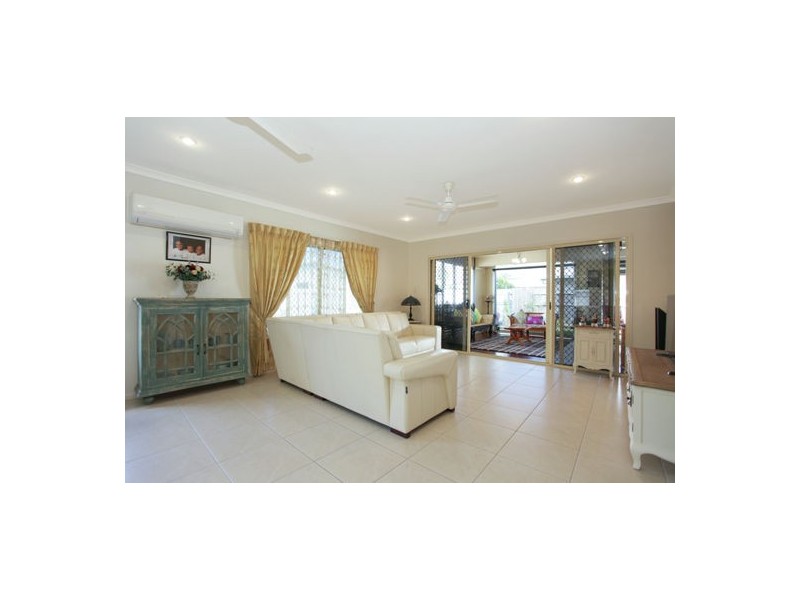 31 Victor Avenue, Glenella QLD 4740