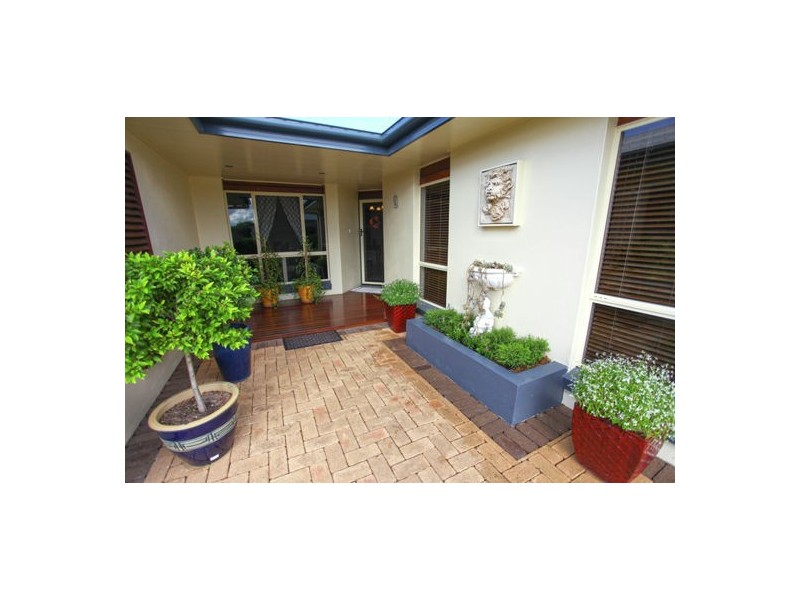 31 Victor Avenue, Glenella QLD 4740