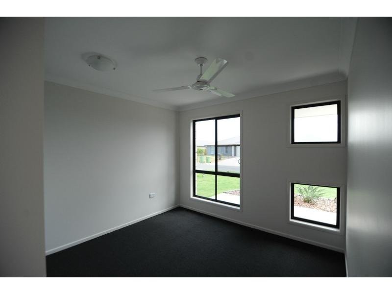 20 O’Neill Place, Marian QLD 4753