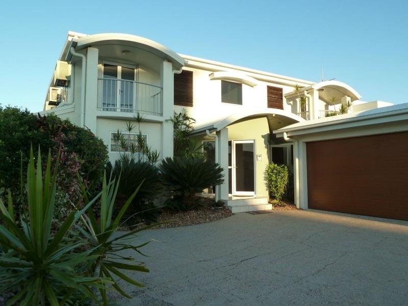 Villa 3/19 East Point Drive, Mackay Harbour QLD 4740