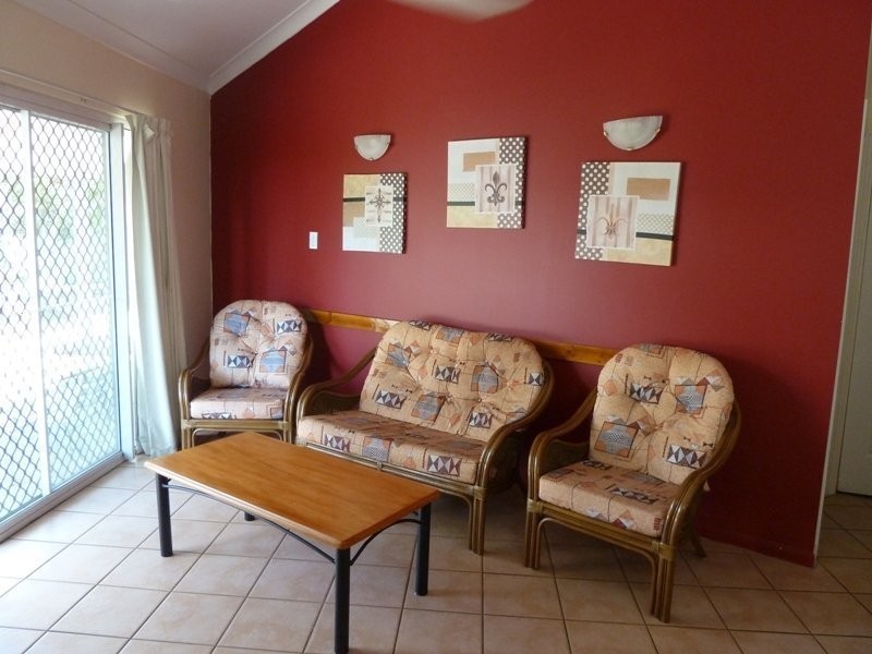 73 Illawong Drive, East Mackay QLD 4740