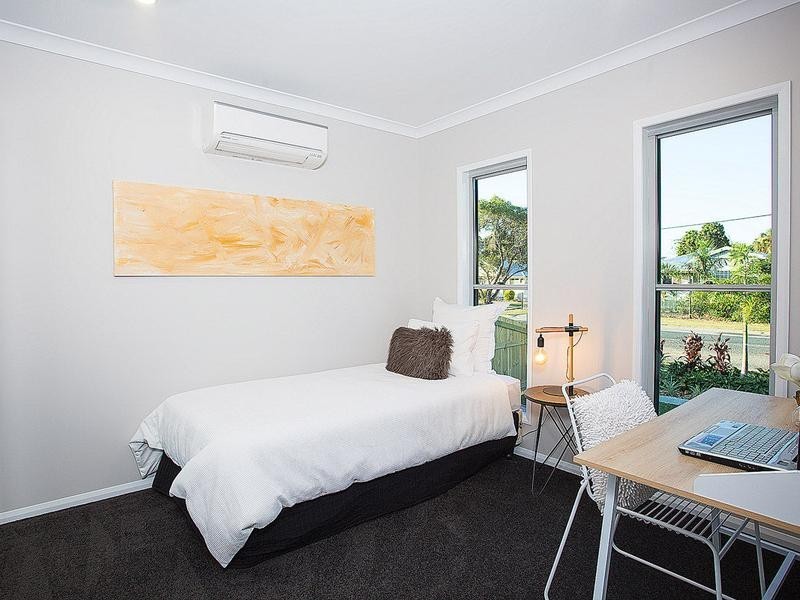 19 The Crescent, North Mackay QLD 4740