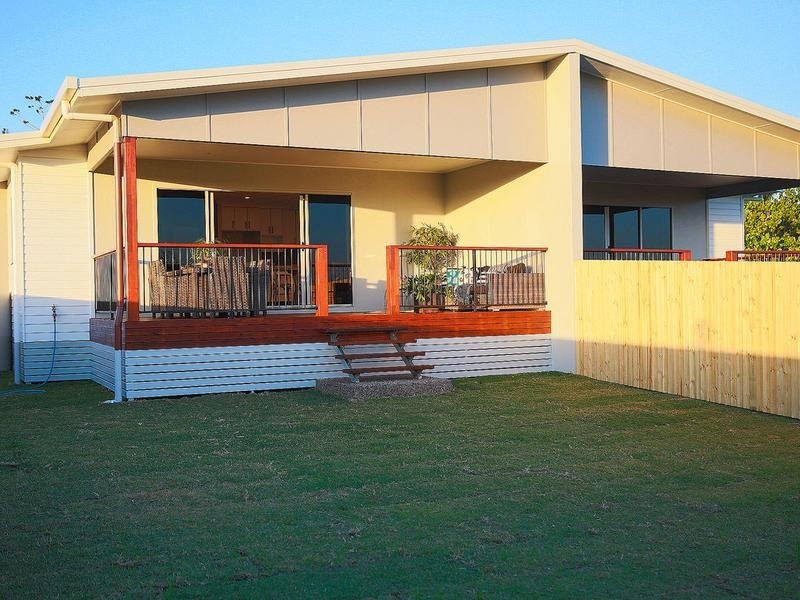 19 The Crescent, North Mackay QLD 4740