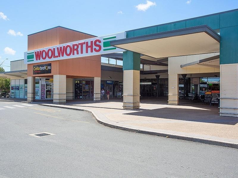 32 Lawrence Street, Walkerston QLD 4751