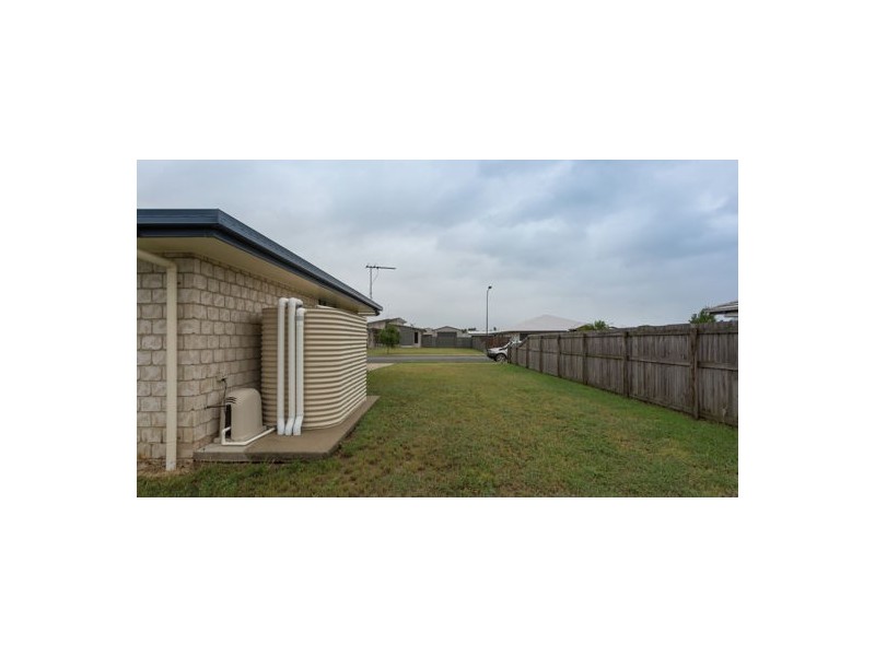 34 Bowden Crescent, Marian QLD 4753