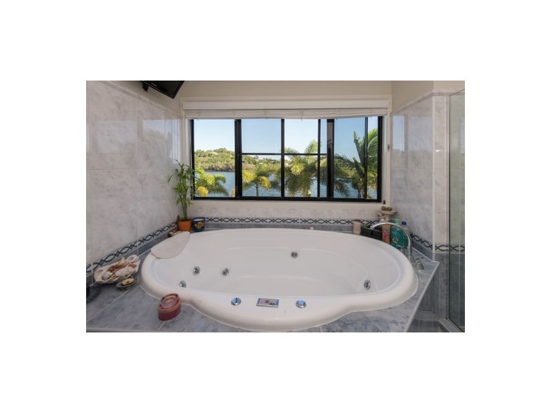 39 Beach Road, Dolphin Heads QLD 4740