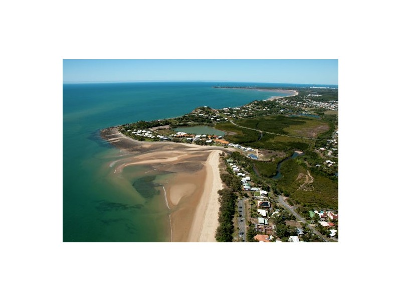 39 Beach Road, Dolphin Heads QLD 4740