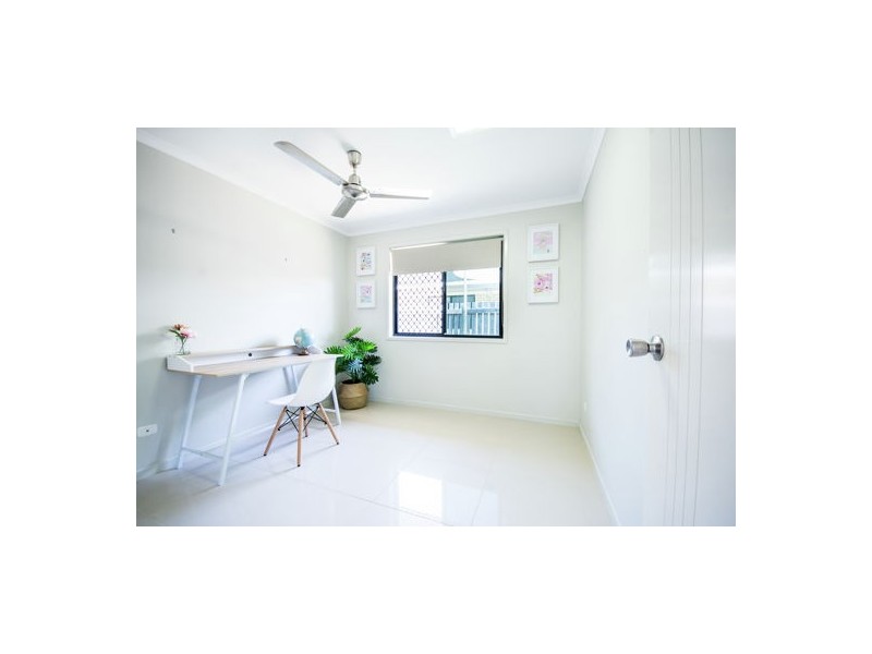 31 Osprey Close, Slade Point QLD 4740
