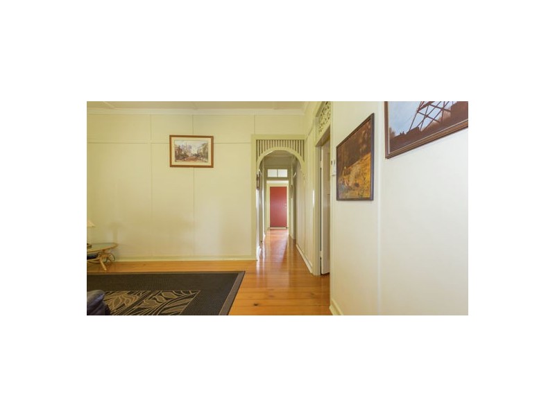 375 Shakespeare Street, West Mackay QLD 4740