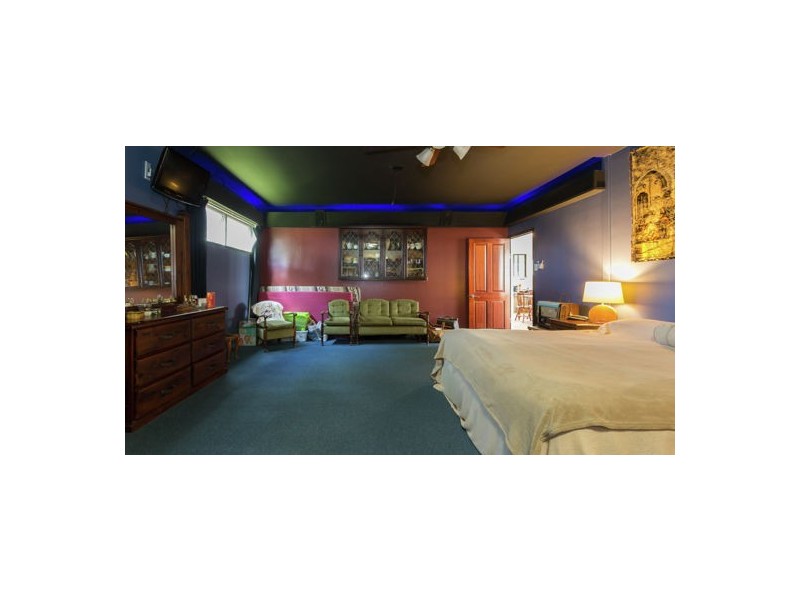375 Shakespeare Street, West Mackay QLD 4740