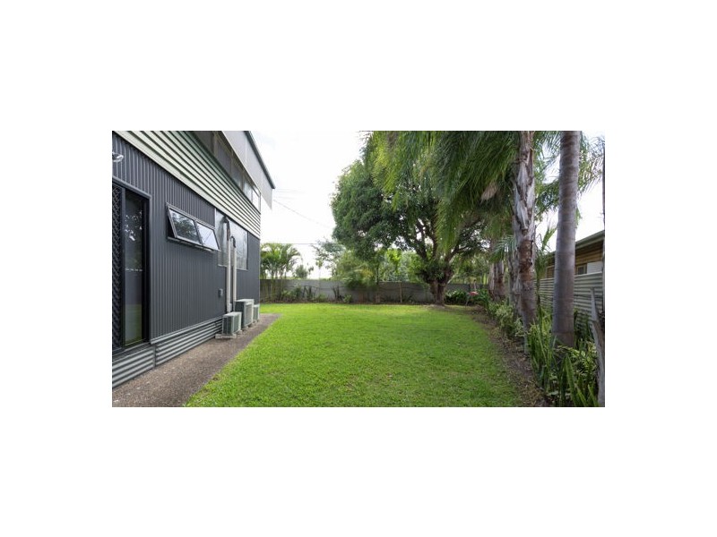 375 Shakespeare Street, West Mackay QLD 4740