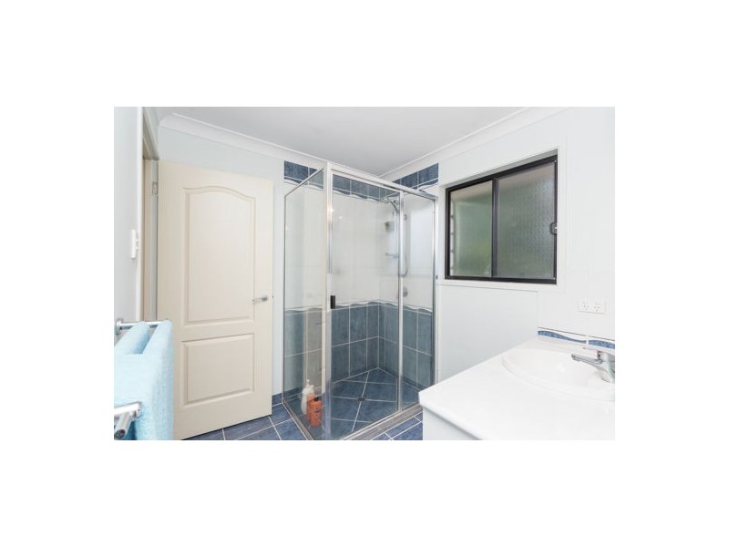 11 Polly Crescent, Richmond QLD 4740