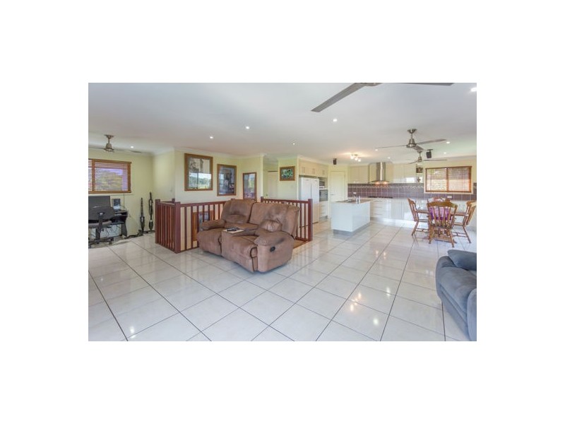 11 Polly Crescent, Richmond QLD 4740