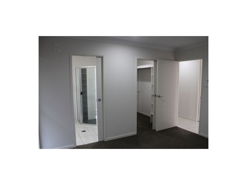 1 Drury Street, Bakers Creek QLD 4740