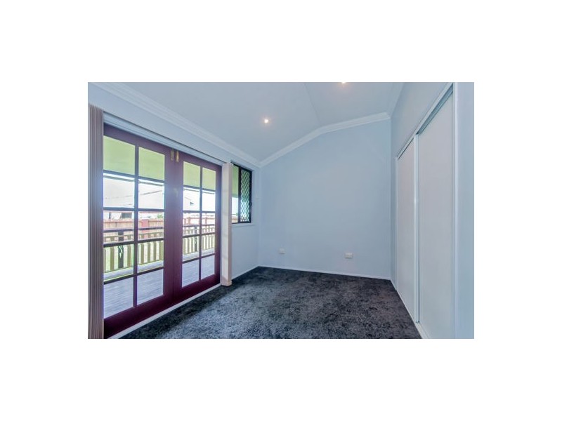 25 Holmes Drive, Beaconsfield QLD 4740