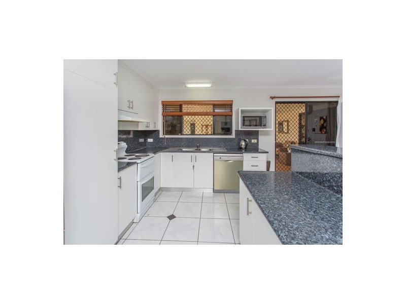 13 Eden Court, Glenella QLD 4740