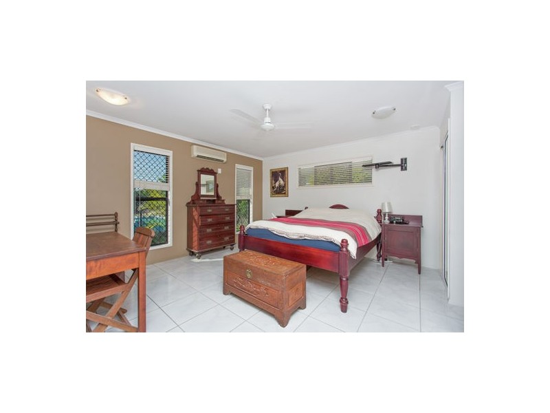 13 Eden Court, Glenella QLD 4740