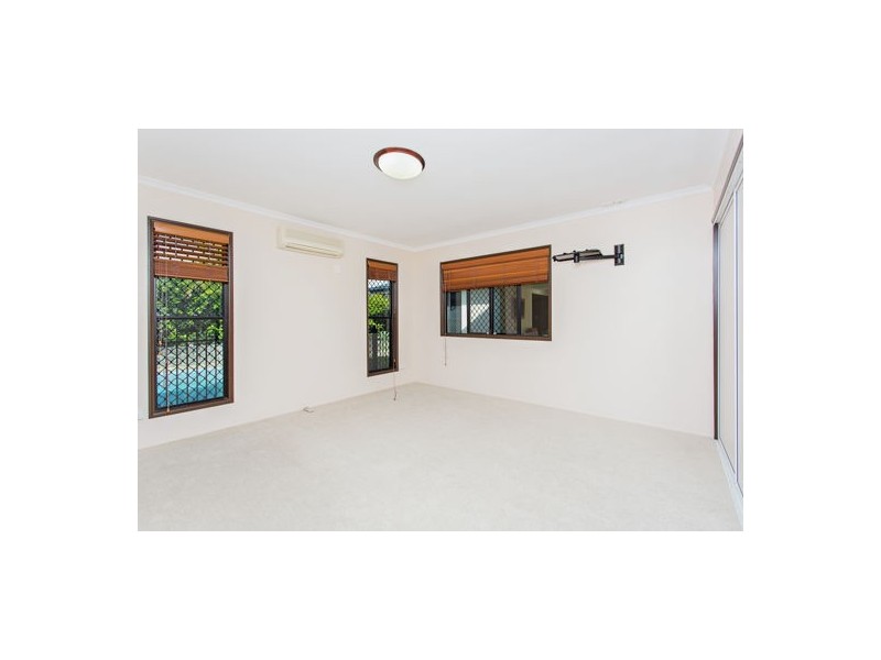 13 Eden Court, Glenella QLD 4740