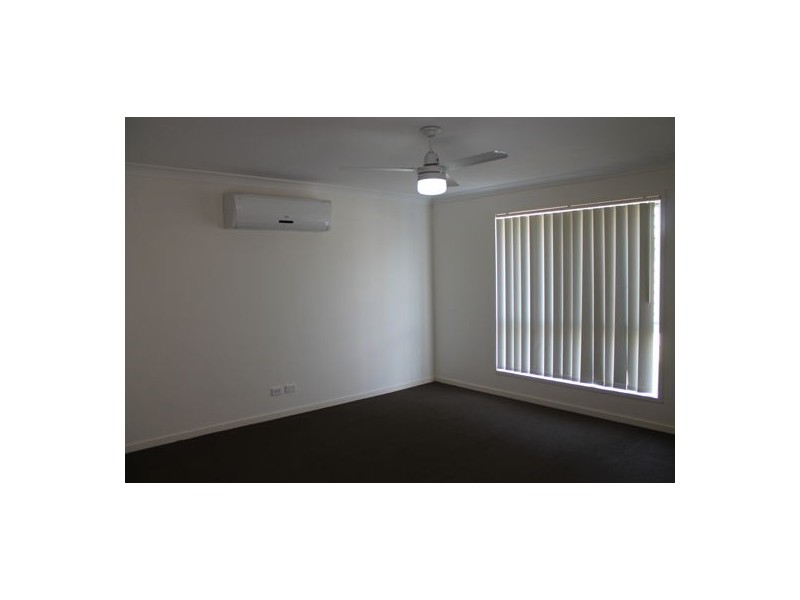 9 Williamtown Court, Rural View QLD 4740
