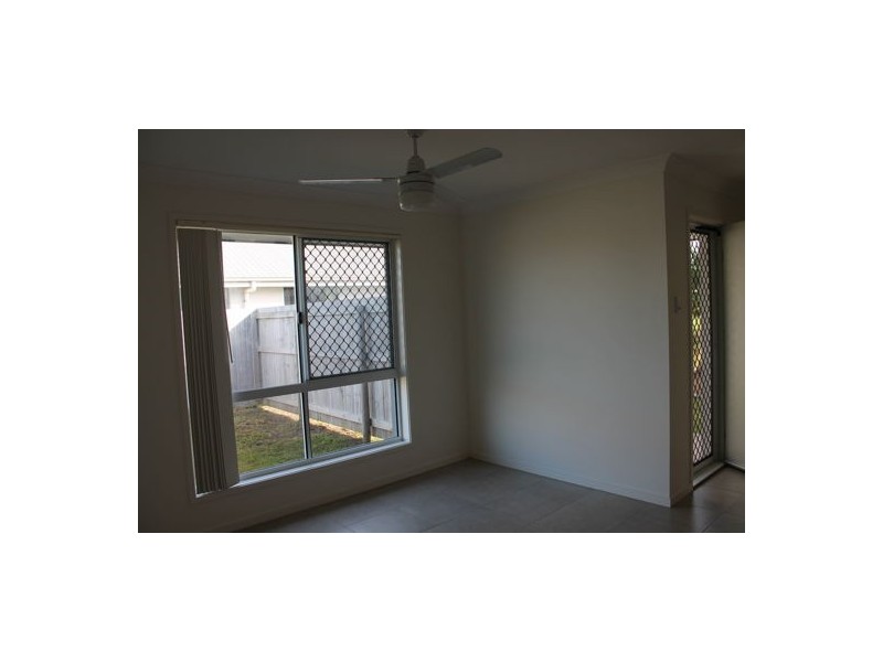 9 Williamtown Court, Rural View QLD 4740
