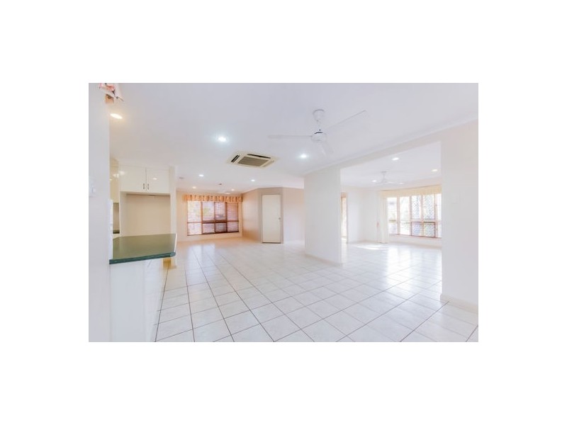 9 Gracie Court, Walkerston QLD 4751