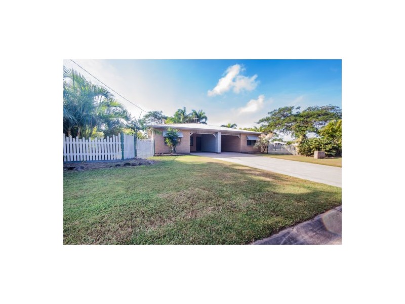 1 & 2/25 The Barons Drive, Andergrove QLD 4740