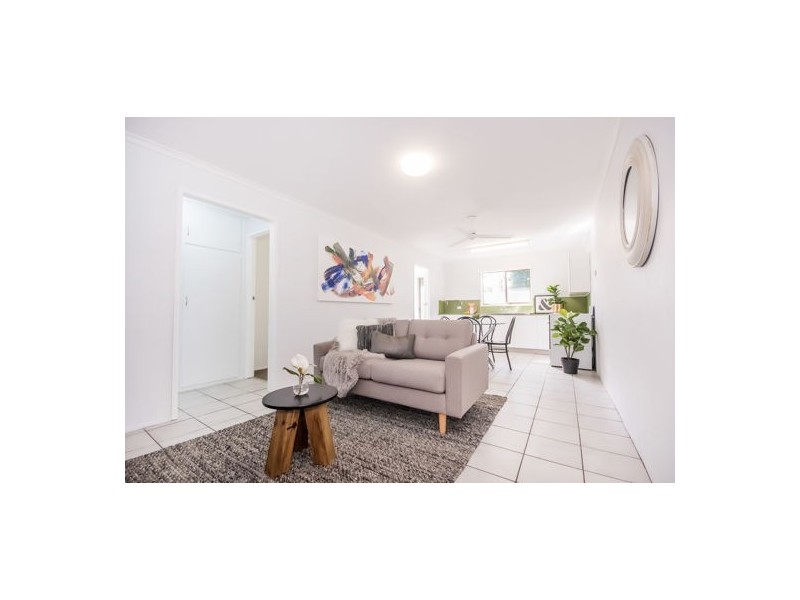 1 & 2/25 The Barons Drive, Andergrove QLD 4740