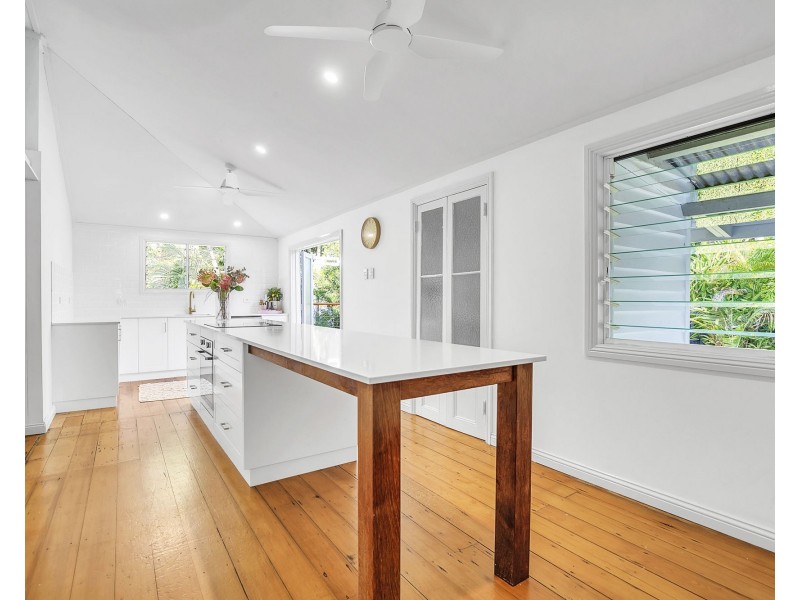 1 Gladstone Street, Eimeo QLD 4740