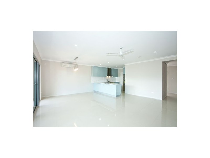 15 Barrier Street, Eton QLD 4741