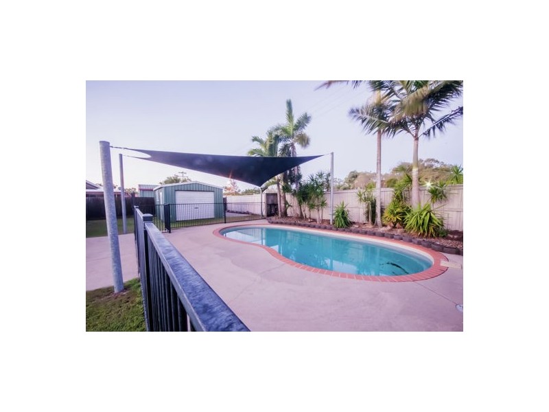 12 Spinnaker Way, Bucasia QLD 4750