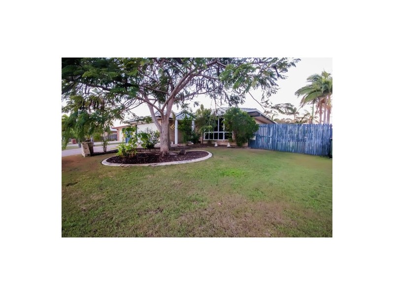 12 Spinnaker Way, Bucasia QLD 4750