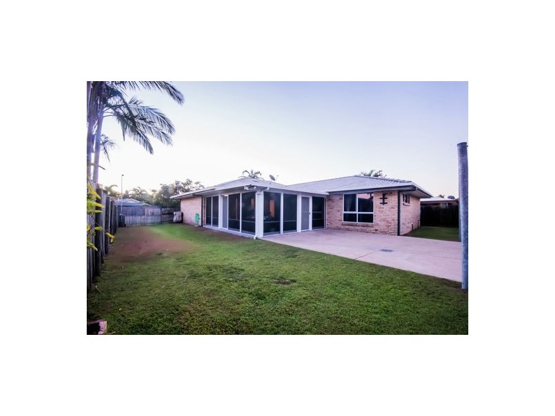 12 Spinnaker Way, Bucasia QLD 4750
