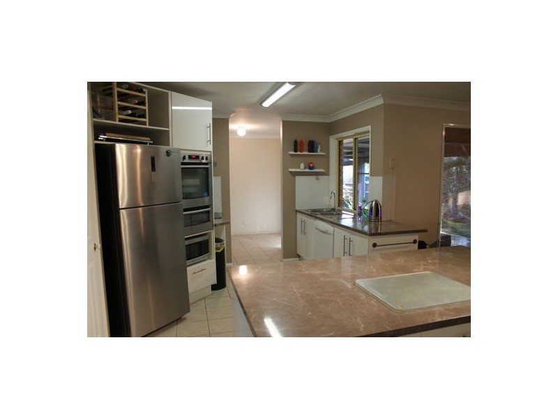 10 Beschen Court, Blacks Beach QLD 4740