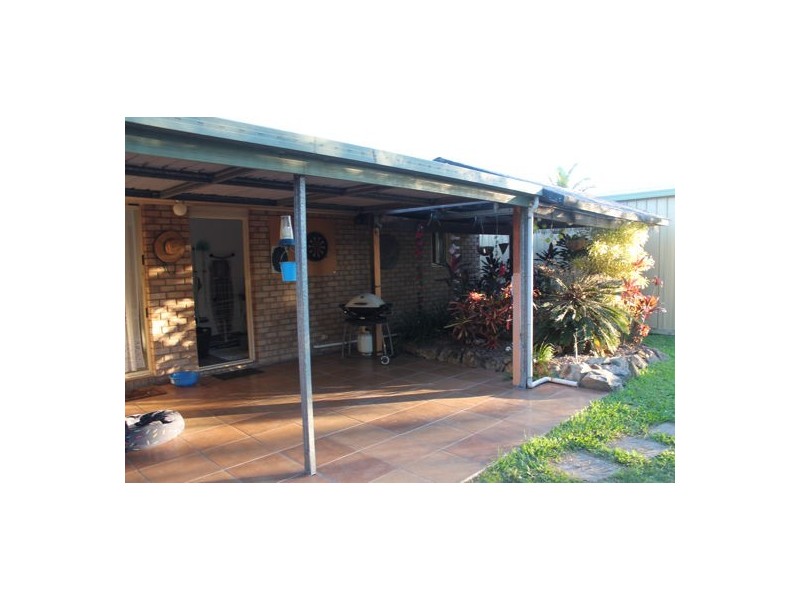 10 Beschen Court, Blacks Beach QLD 4740