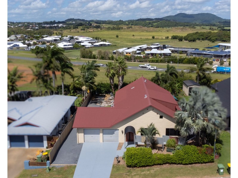 7 Vailala Rise, Rural View QLD 4740