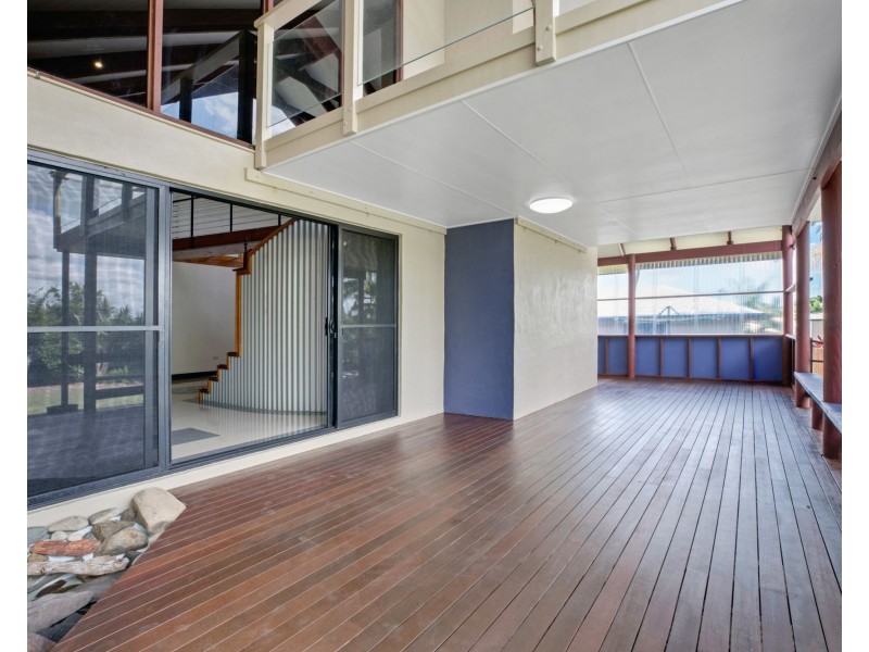 7 Vailala Rise, Rural View QLD 4740