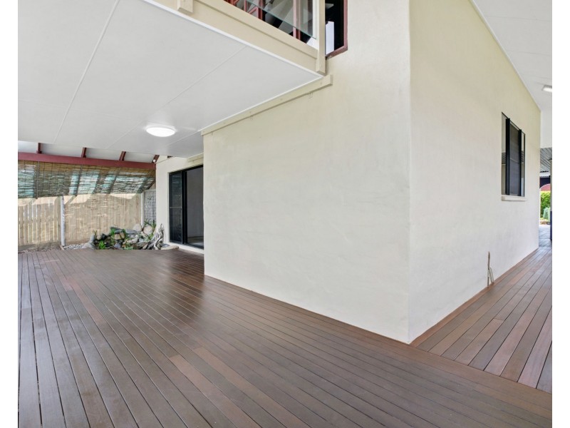 7 Vailala Rise, Rural View QLD 4740