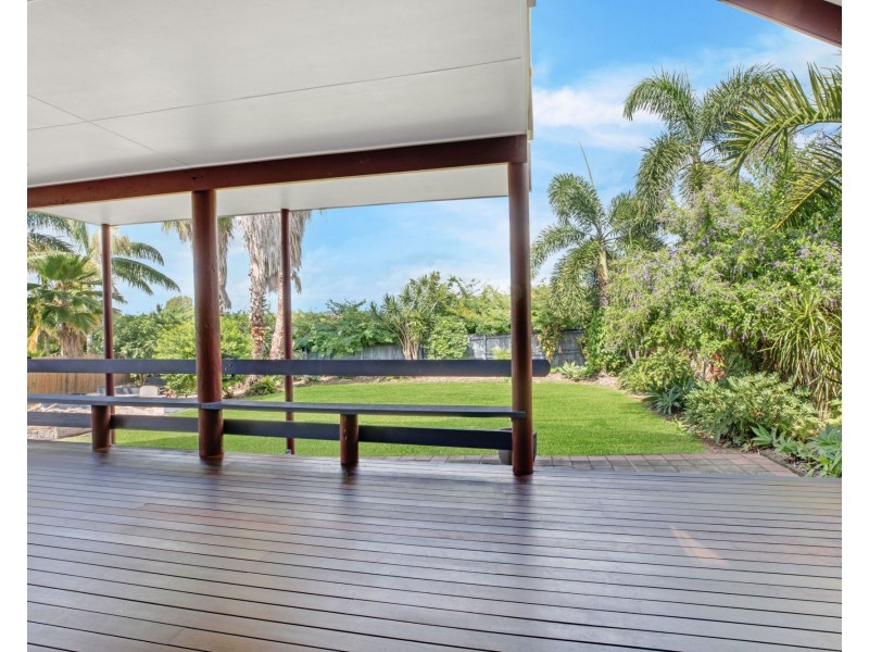 7 Vailala Rise, Rural View QLD 4740