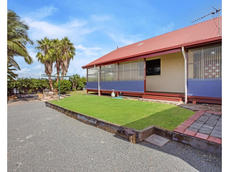 7 Vailala Rise, Rural View QLD 4740
